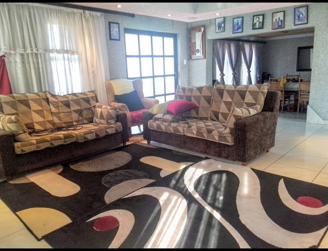 4 BEDROOM FREEHOLD FOR SALE IN WITPOORTJIE